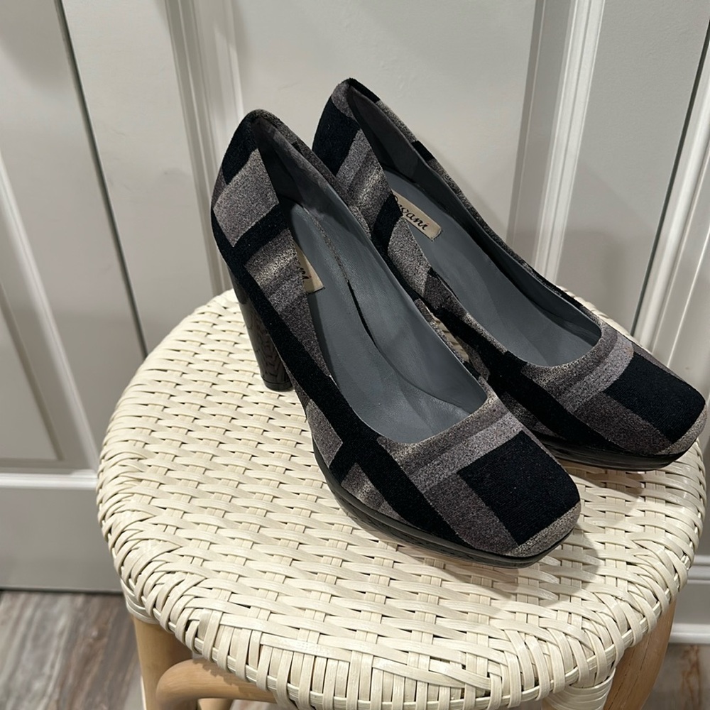 DEVANI Grey and Black Plaid Heel